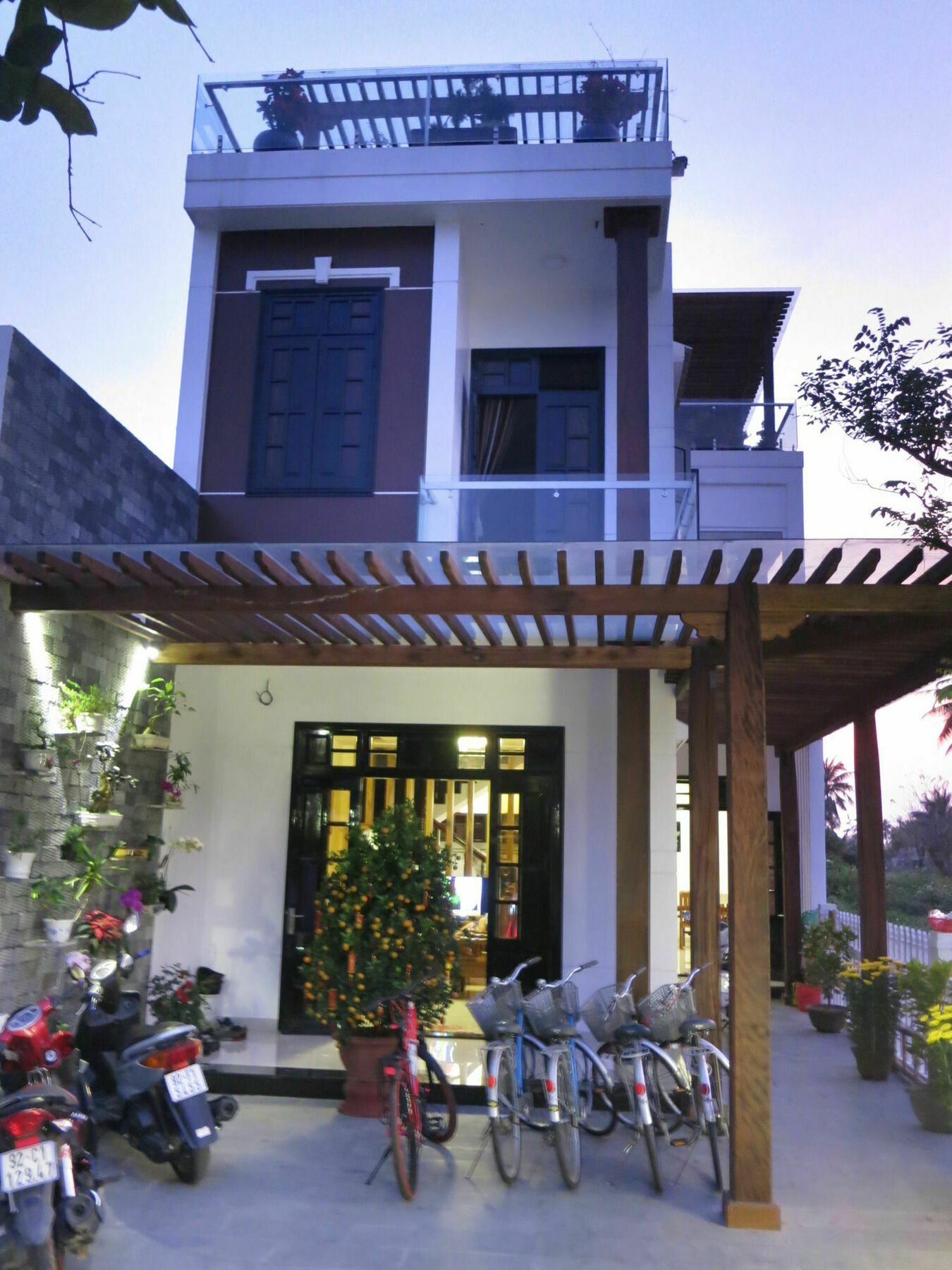 Azalea Homestay Hoi An Exteriör bild